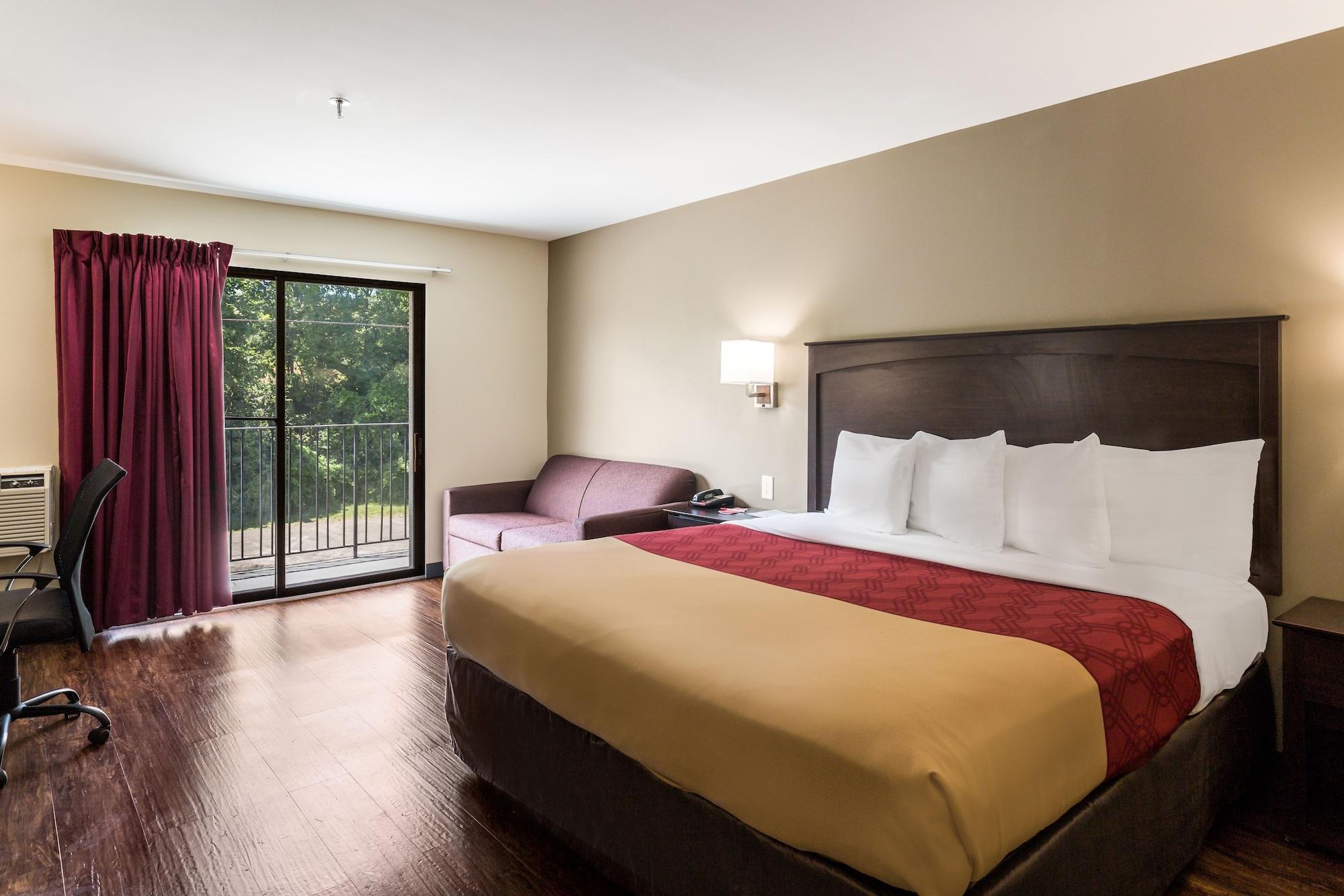 Econo Lodge Stewart International Airport New Windsor Экстерьер фото