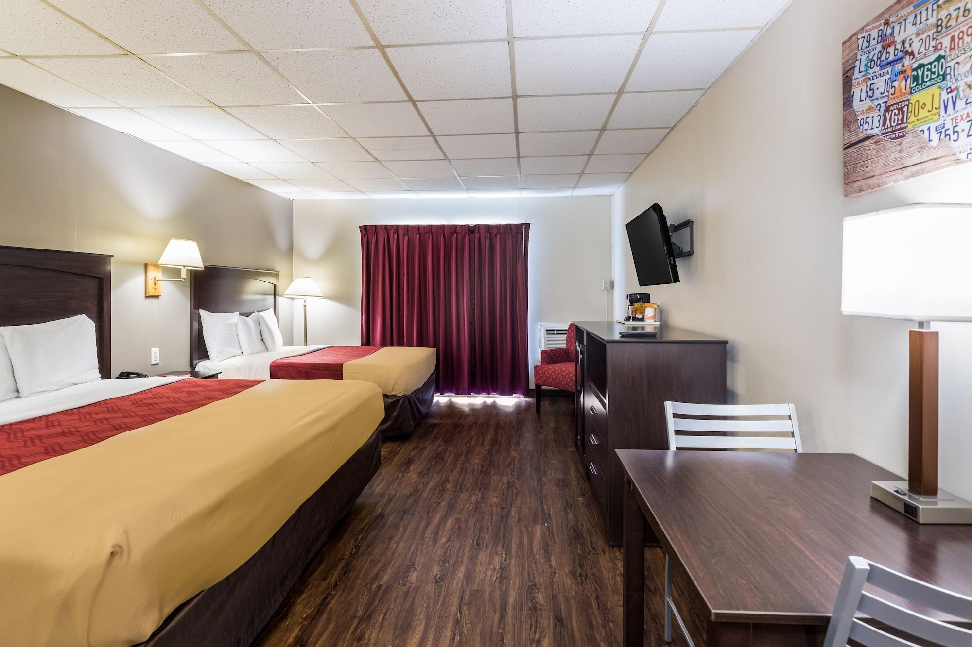 Econo Lodge Stewart International Airport New Windsor Экстерьер фото