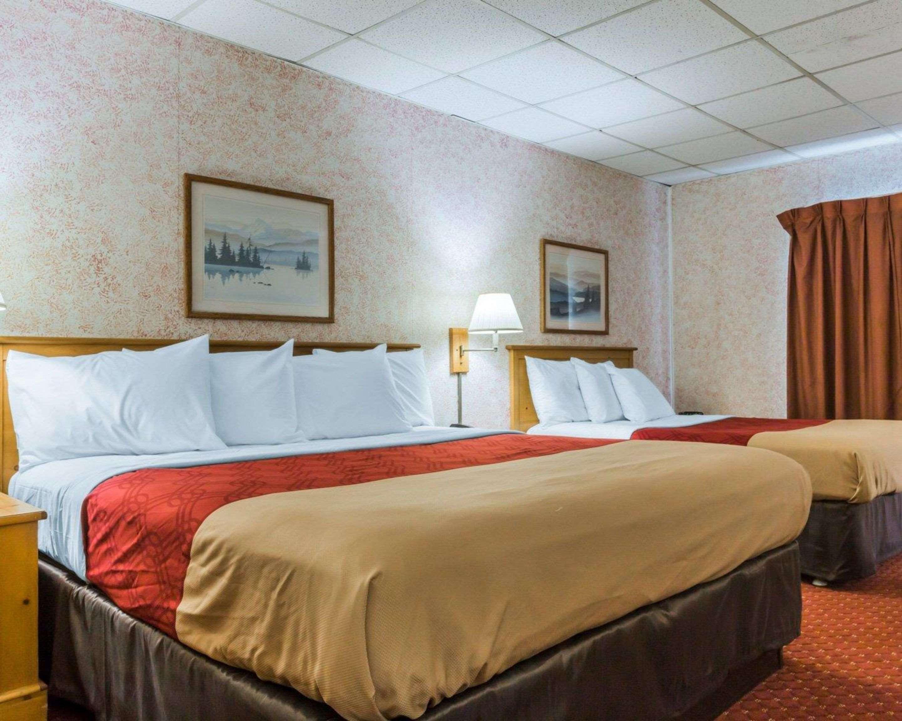 Econo Lodge Stewart International Airport New Windsor Экстерьер фото