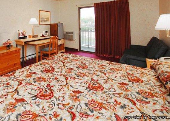 Econo Lodge Stewart International Airport New Windsor Экстерьер фото
